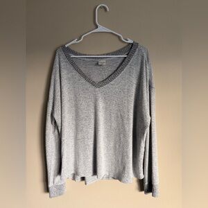 SOMA long-sleeved V-neck striped lounge sweater size XL